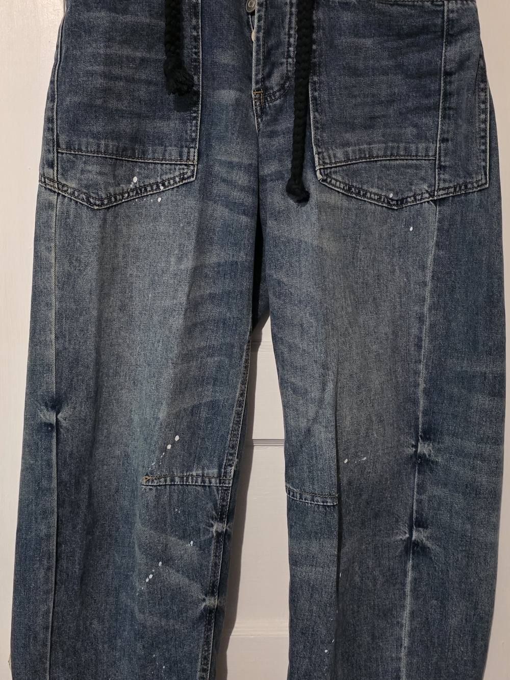 Altar'd State Distressed Straight-Leg Blue Jeans